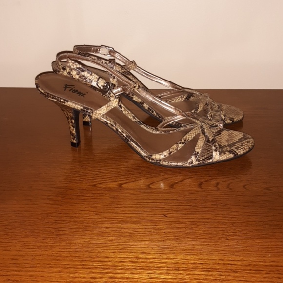 Fioni Faux Snakeskin Heels - Picture 2 of 8